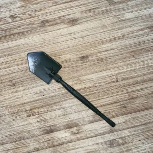 1/6 Scale Kitbash Folding Shovel Entrenching Tool