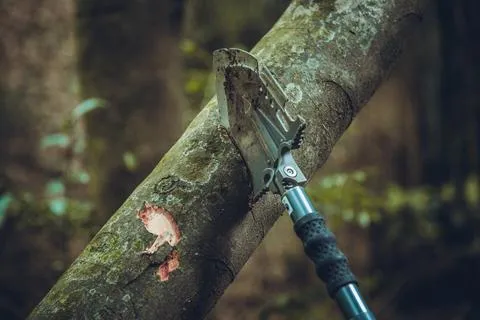F-A3 Survival Shovel w/Military Style Pouch