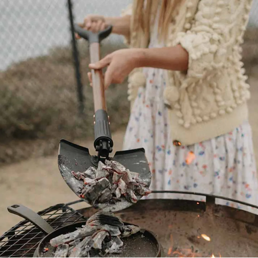 Folding Shovel with Sheath