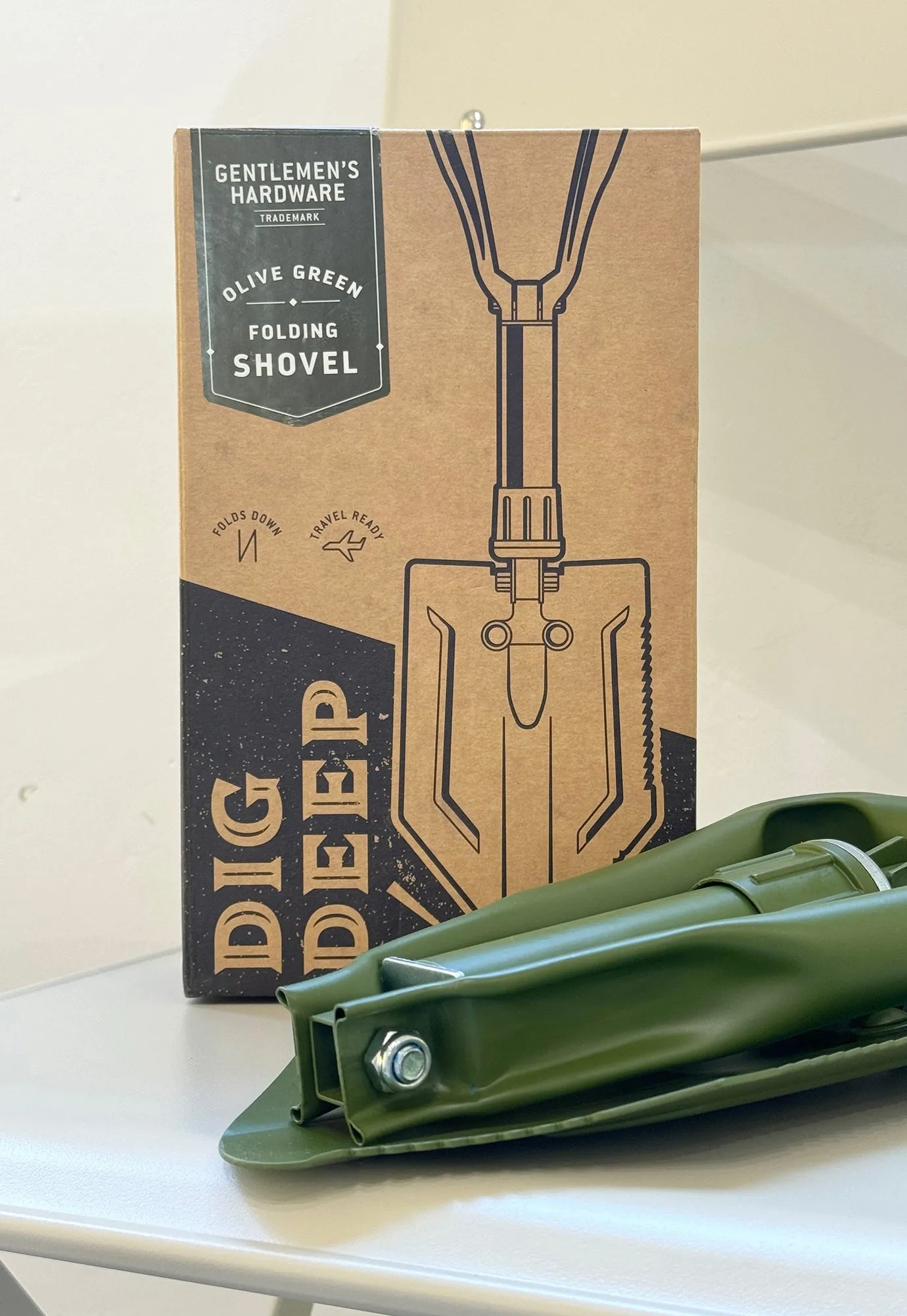 gentlemen's hardware - folding shovel