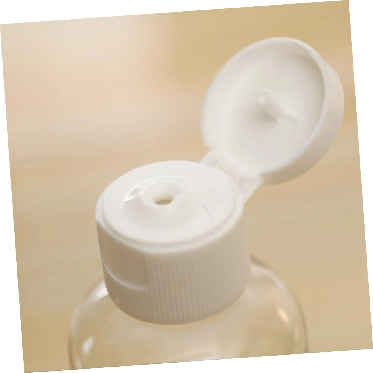 Housoutil Fine Mist Spray Bottle Spray Bottle 18 Pcs Spray Bottles Small Bottles Makeup Samples Travel Containers Toiletries with Cover Bottled