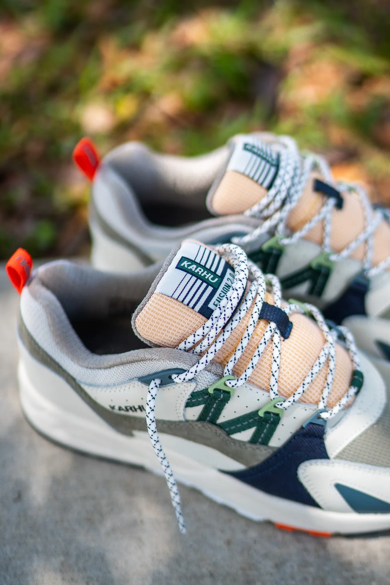 Karhu Fusion 2.0 (Lily White/Foliage Green)