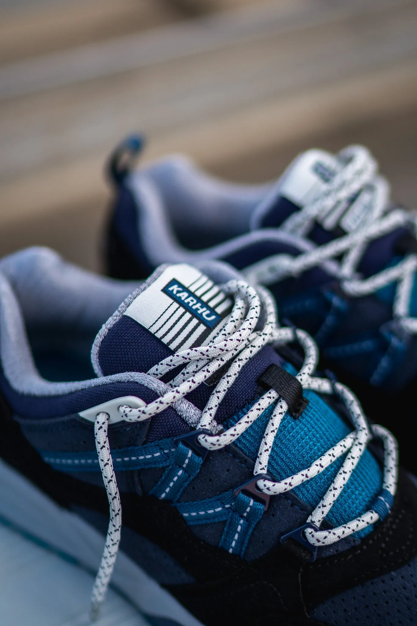 Mens Karhu Fusion 2.0 (Jet Black/Lagoon)