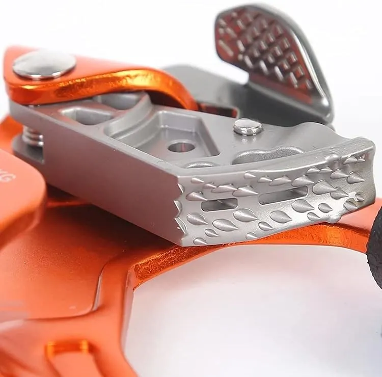 Outdoor Rock Climbing SRT Professional Hand Ascender Device Mountaineer Handle Ascender Left Hand Right Hand Climbing Rope Tools