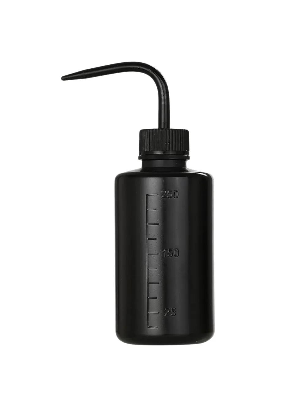 Squeeze bottle