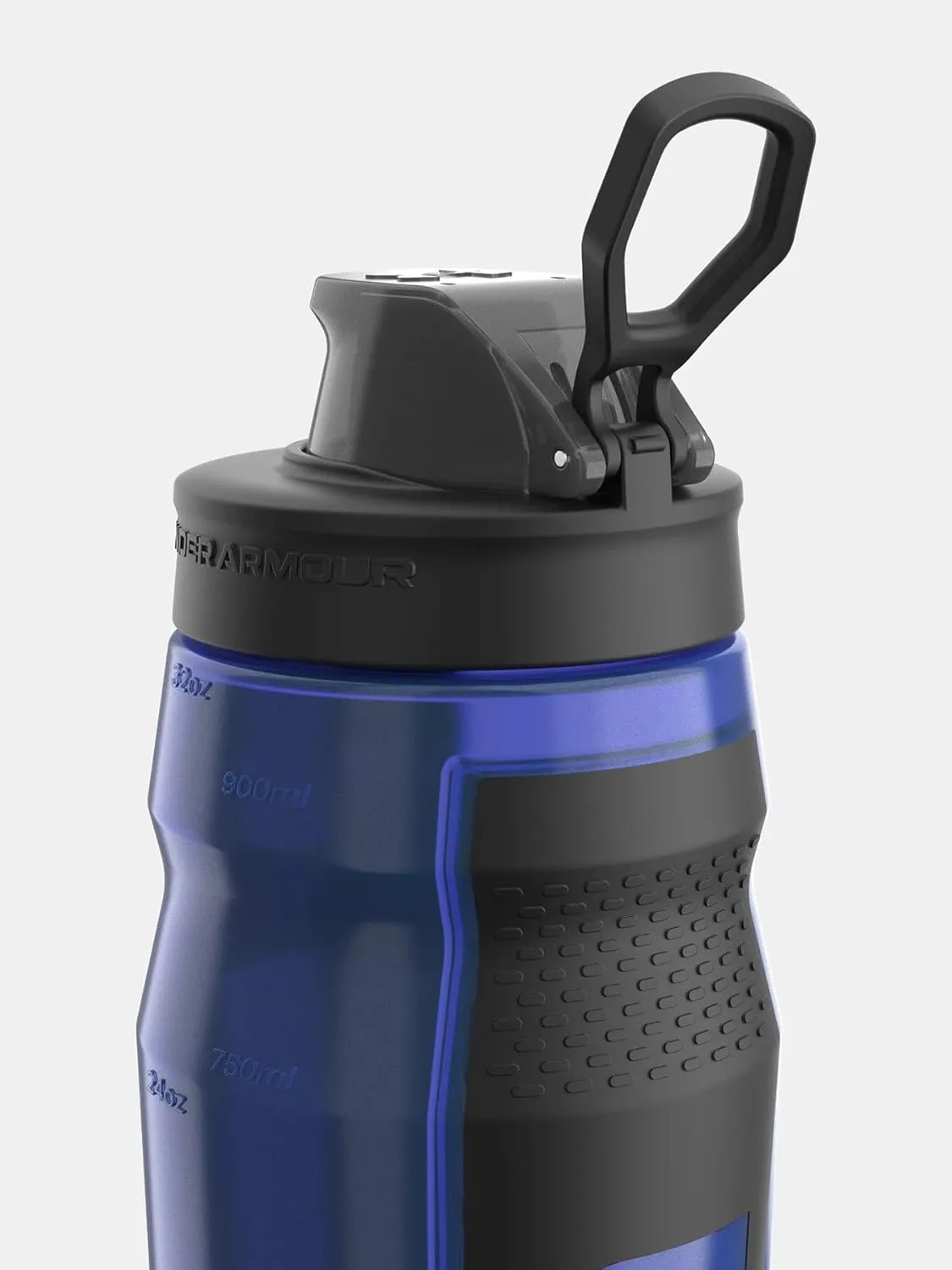 UNDER ARMOUR 32oz Playmaker Squeeze Water Bottle