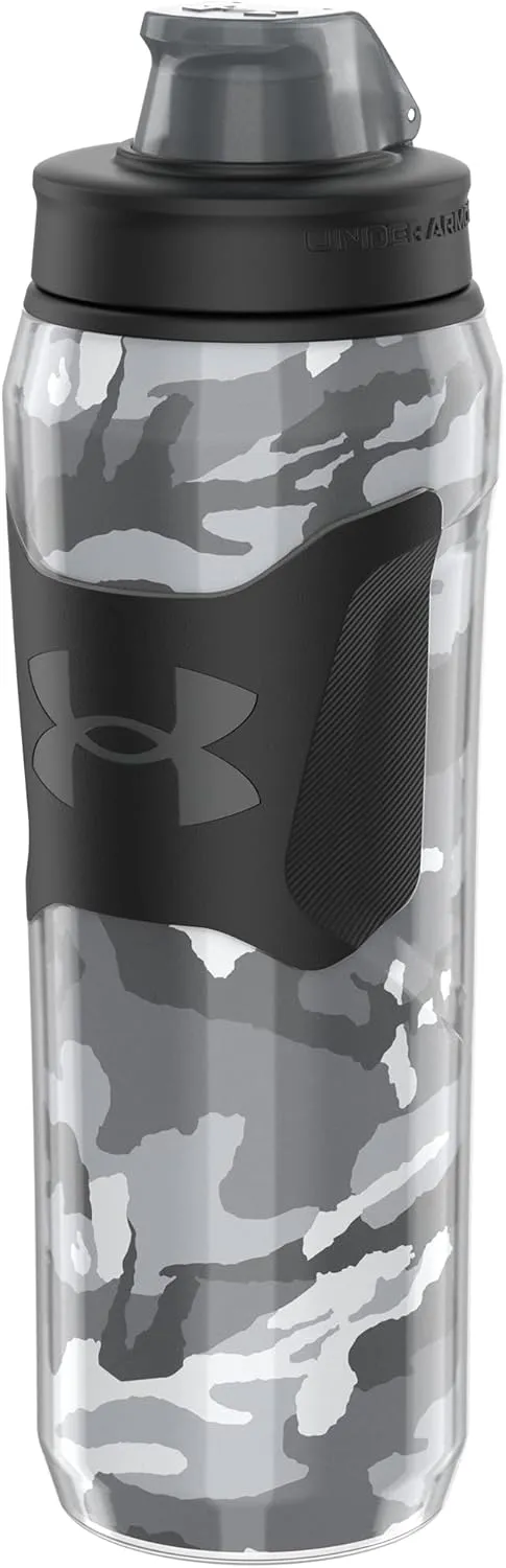 Under Armour UA 28oz Insulated Playmaker Squeeze Steel Camo OSFA