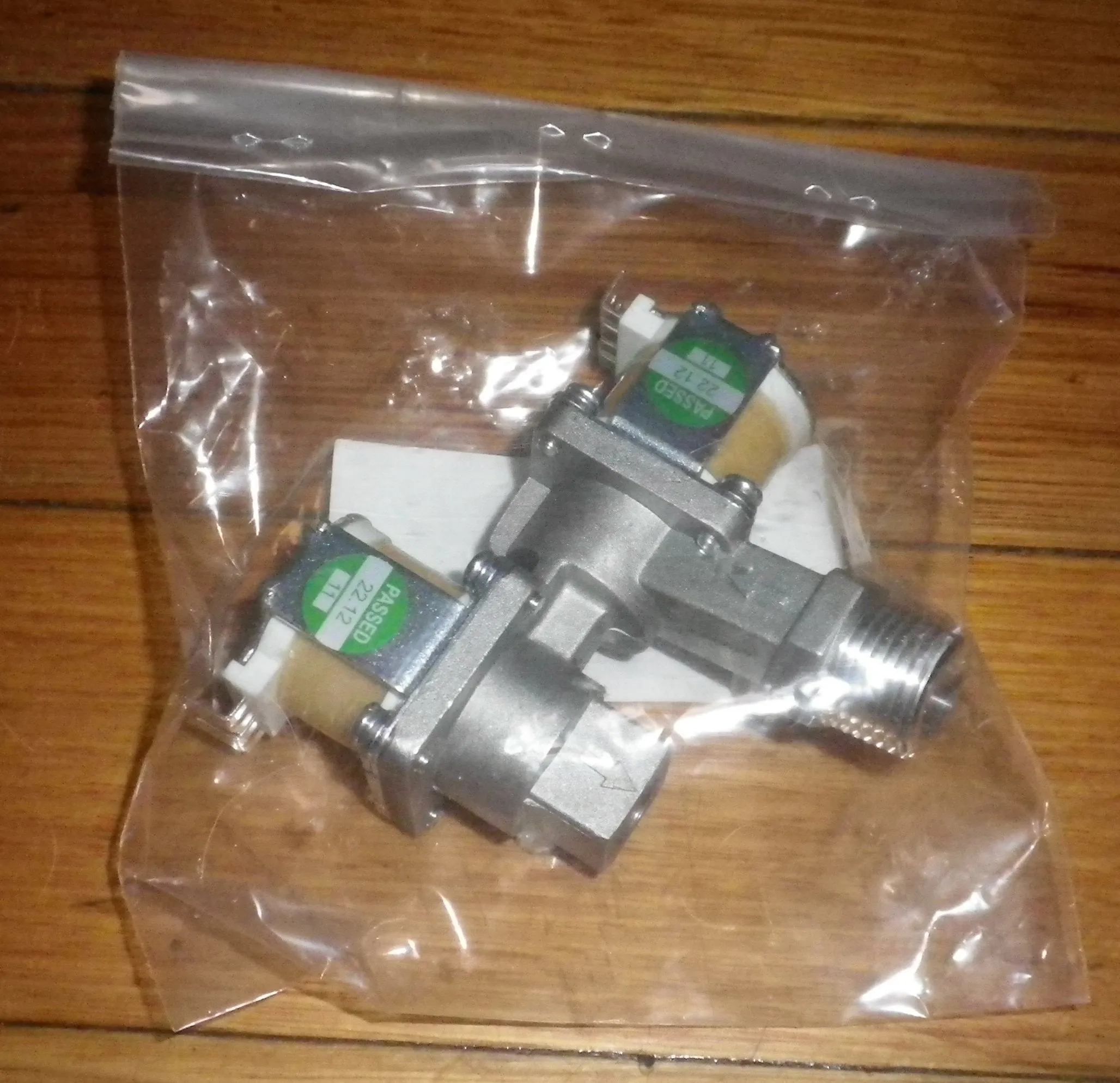 Westinghouse Gas Oven Dual Solenoid Gas Valve - Part # 8588078784010